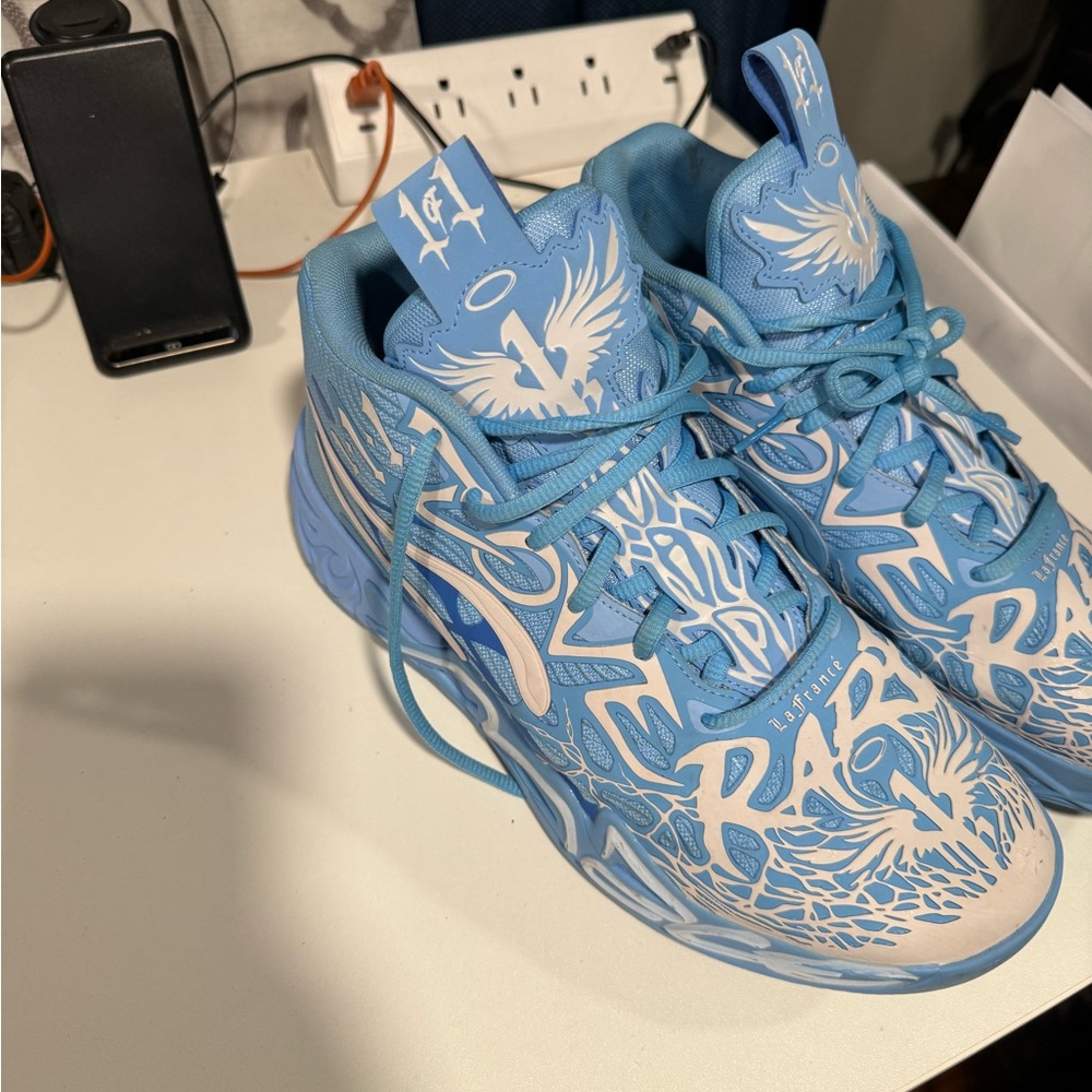 Puma Sky Blue and White basketball Shoes